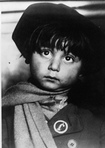 Enfant tzigane_https://gallica.bnf.fr/ark:/12148/btv1b9050195h.item